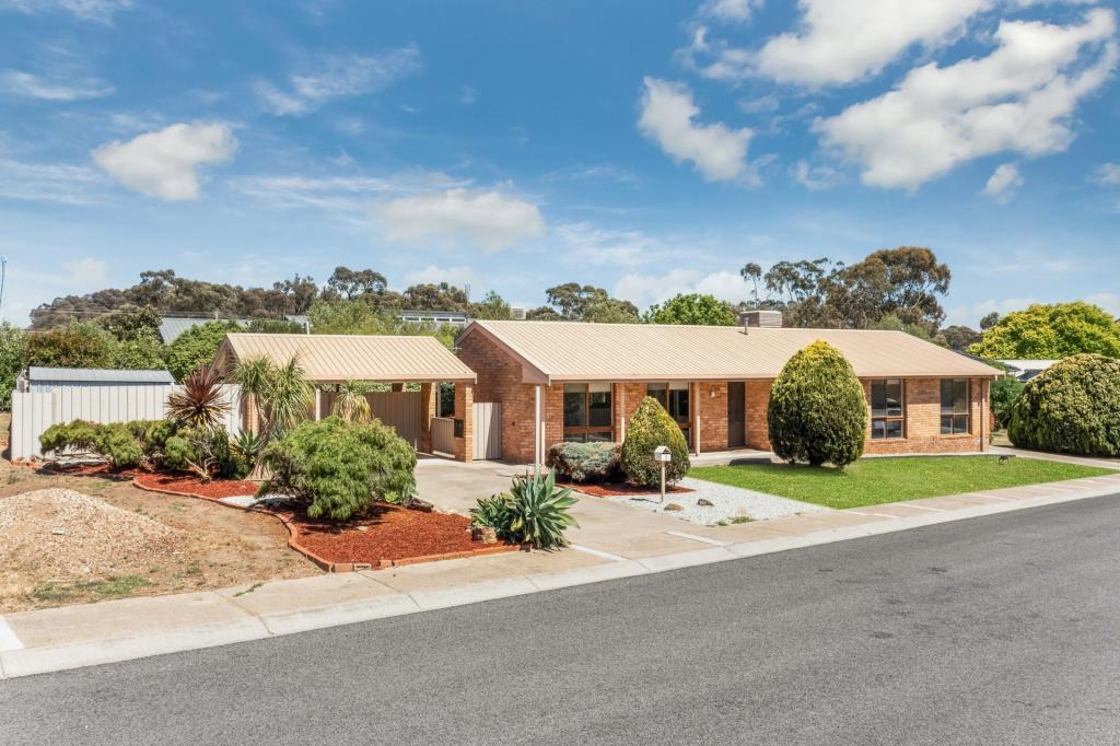 3 Bambara Cl, Kennington, VIC 3550