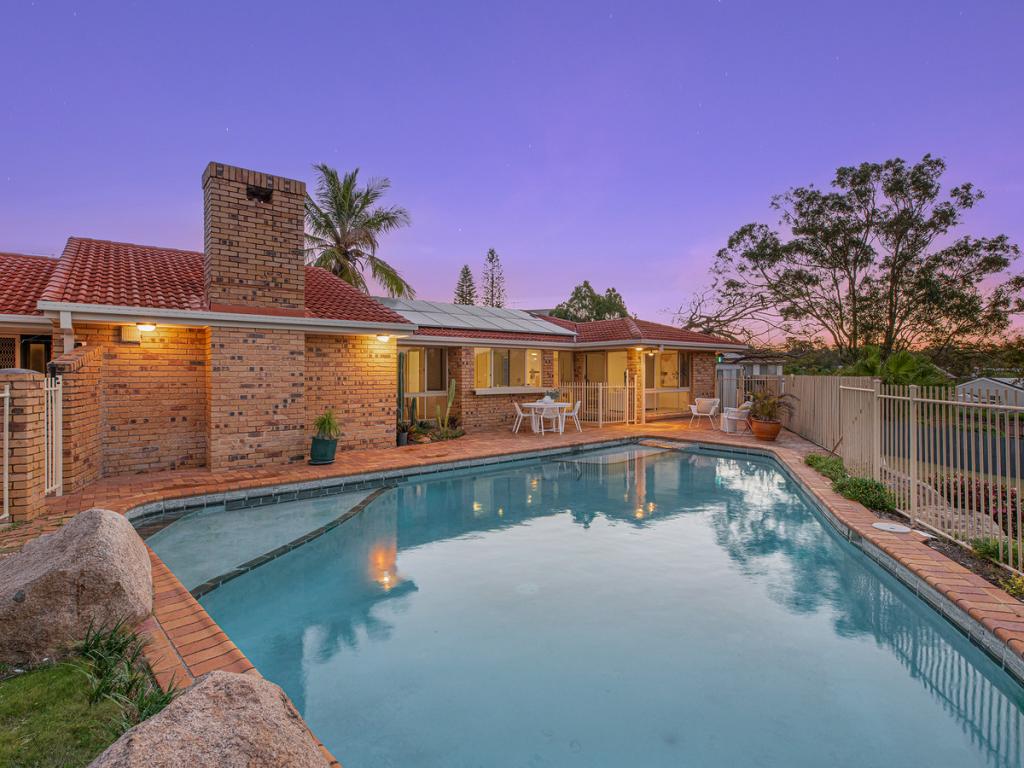 11 Northbrook St, Sinnamon Park, QLD 4073