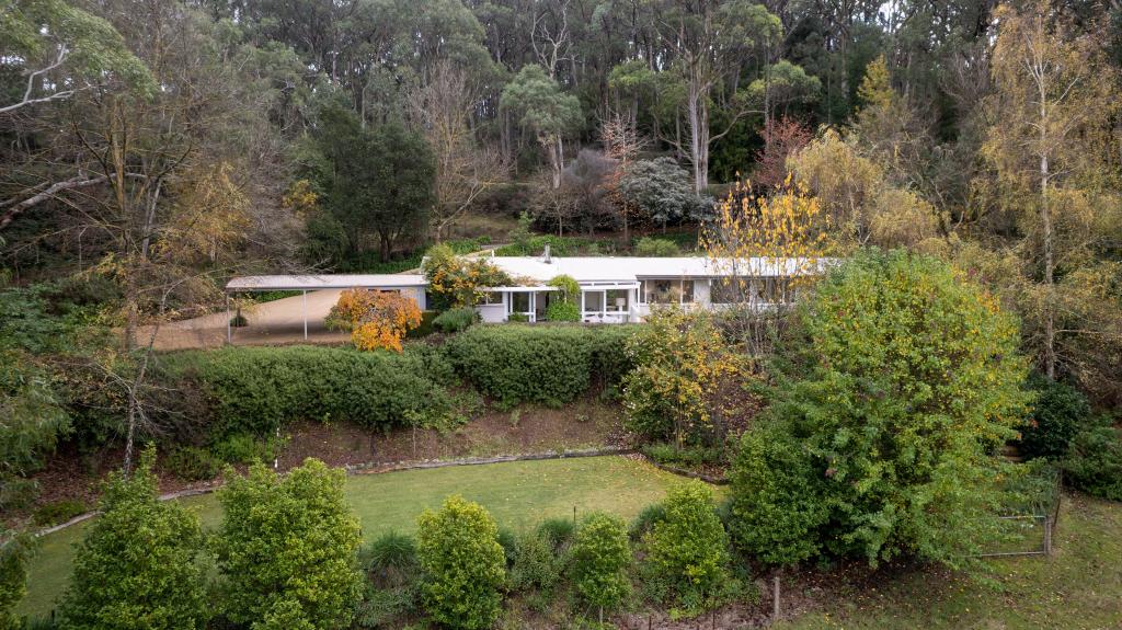 16 Gores Rd, Crafers, SA 5152