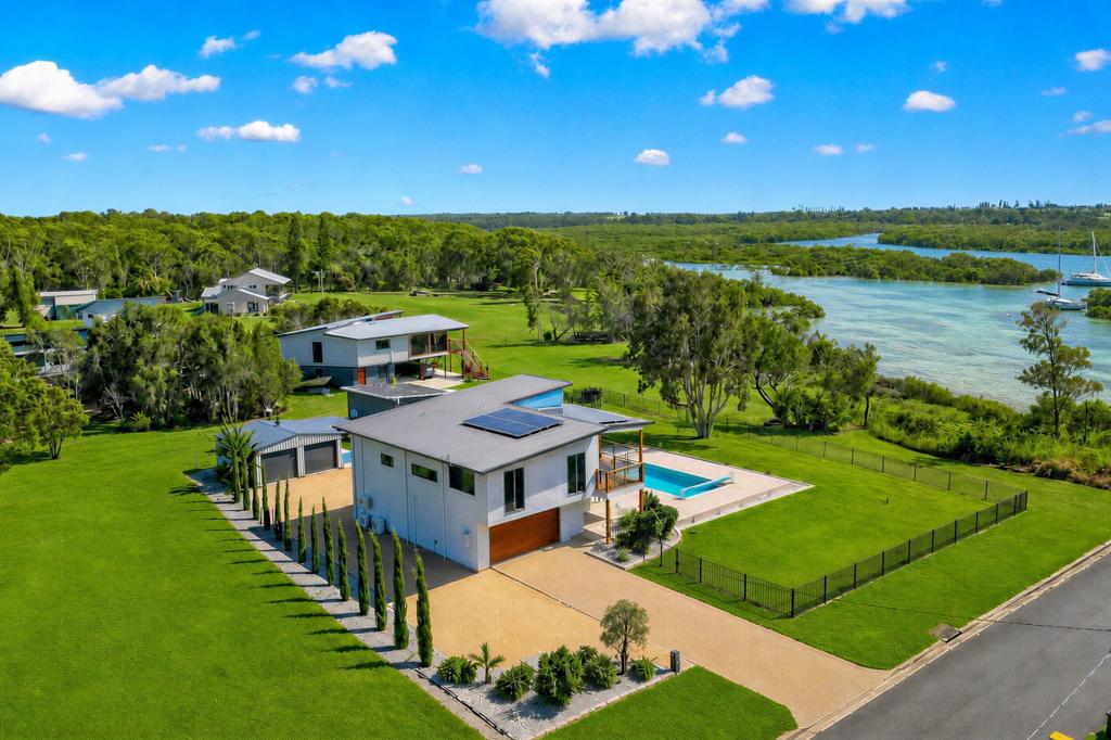 3 Mitchell St, Elliott Heads, QLD 4670