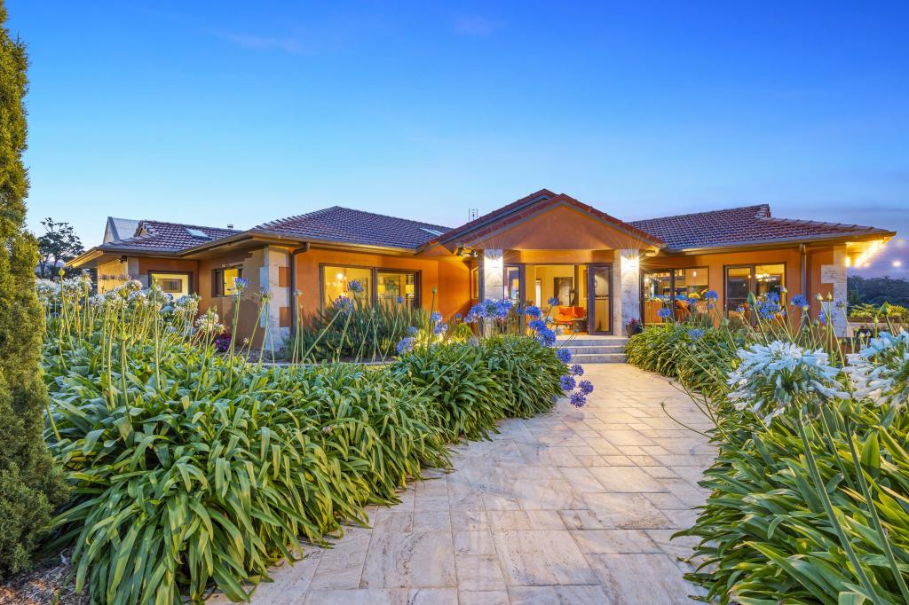 22-42 Holt Rd, Tamborine Mountain, QLD 4272