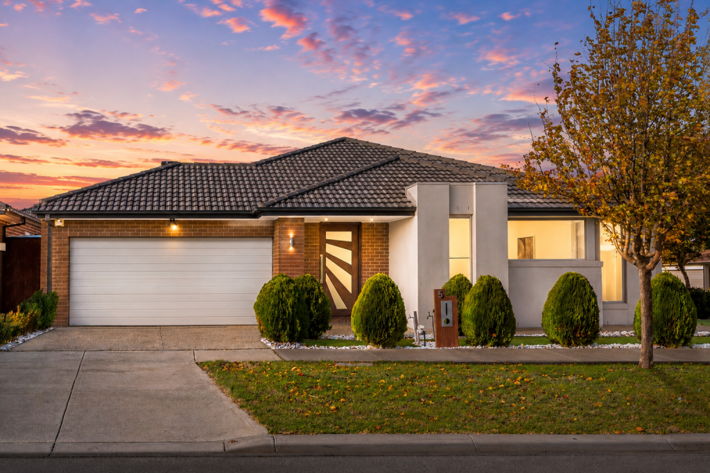 5 CALLERY PEAR ST, GREENVALE, VIC 3059