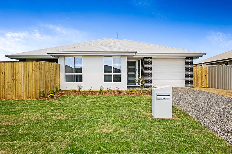 7B TATUM CT, GLENVALE, QLD 4350