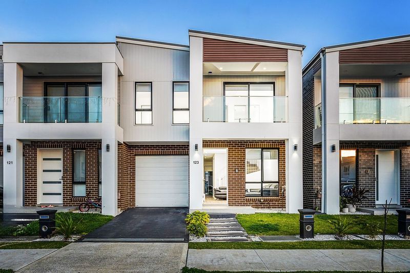 123 KETLEY CCT, MARSDEN PARK, NSW 2765