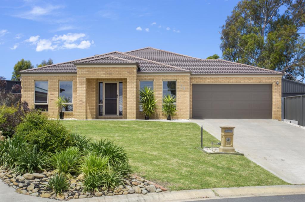 34 LYSTERFIELD LANE, WODONGA, VIC 3690