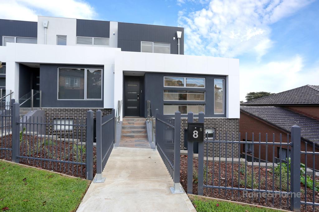 5/8 HILLSIDE CRES, MARIBYRNONG, VIC 3032