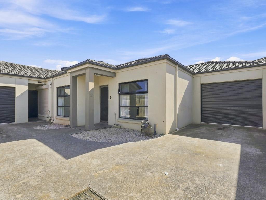 2/45 Kirkton Dr, Kurunjang, VIC 3337