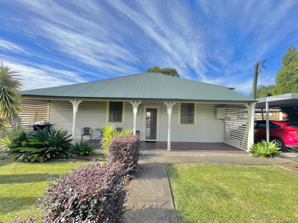 12 Bonarius St, Edgeworth, NSW 2285