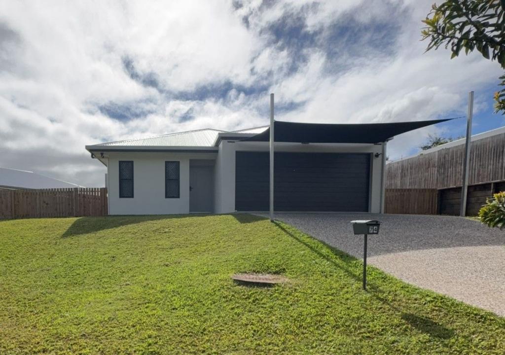 74 Rankine Ave, Yungaburra, QLD 4884
