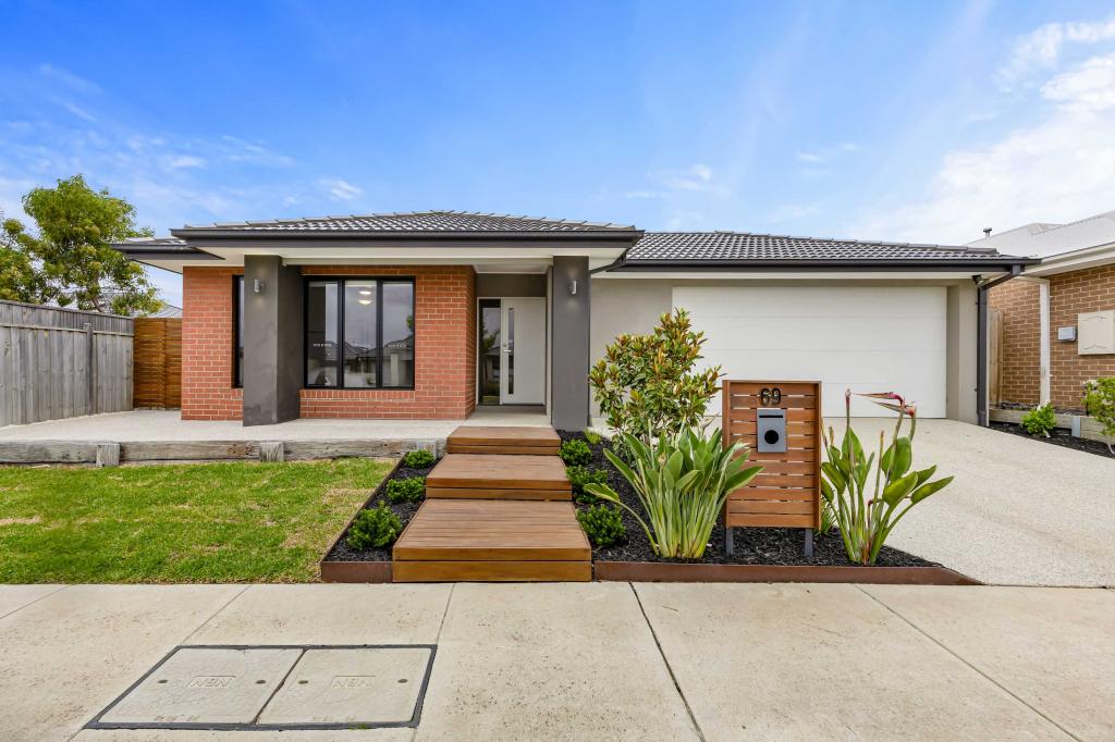 69 Barbra Dr, Charlemont, VIC 3217