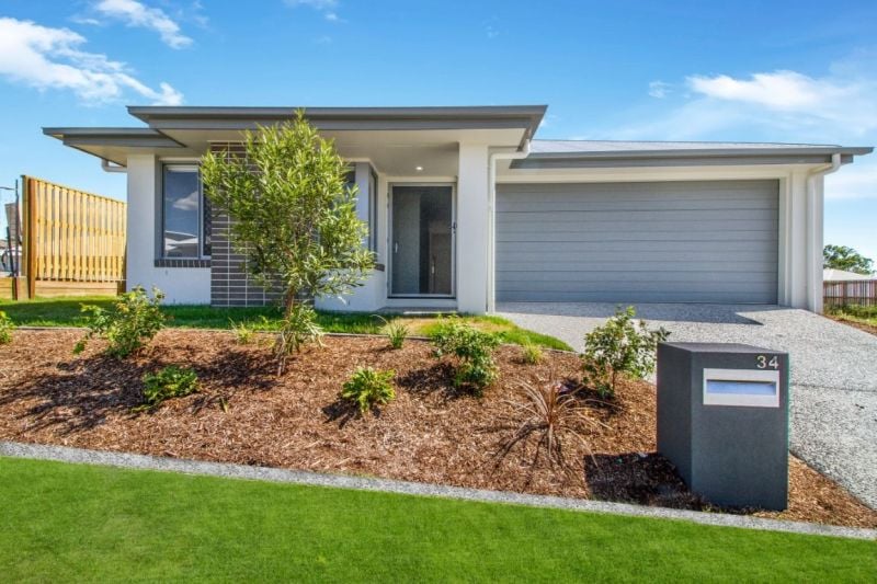 34 Lang St, White Rock, QLD 4306