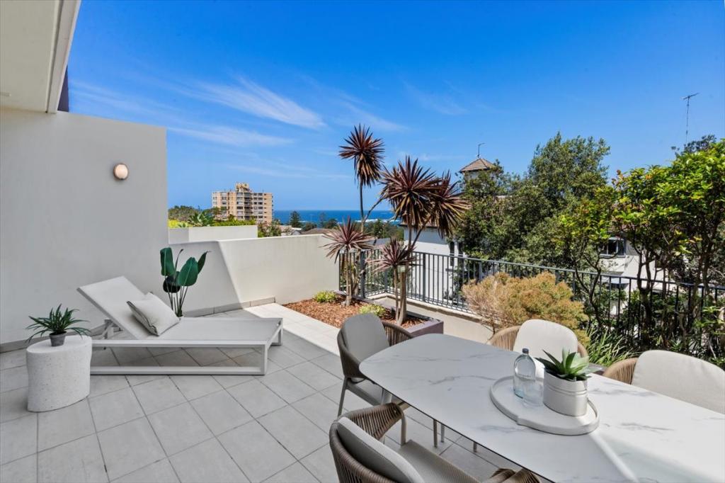 1/90-96 Beach St, Coogee, NSW 2034