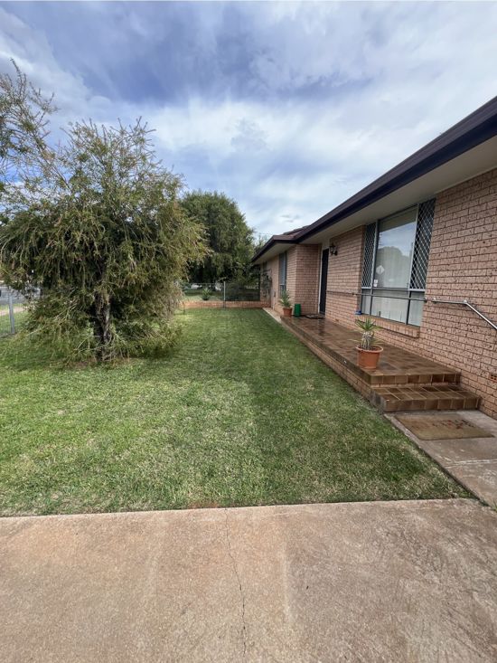 2/34 Corbett Ave, Dubbo, NSW 2830