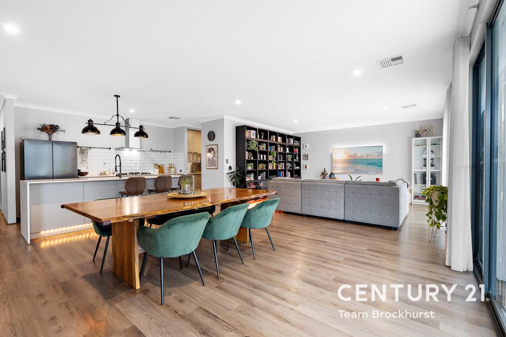 13 Rosebery Way, Bushmead, WA 6055