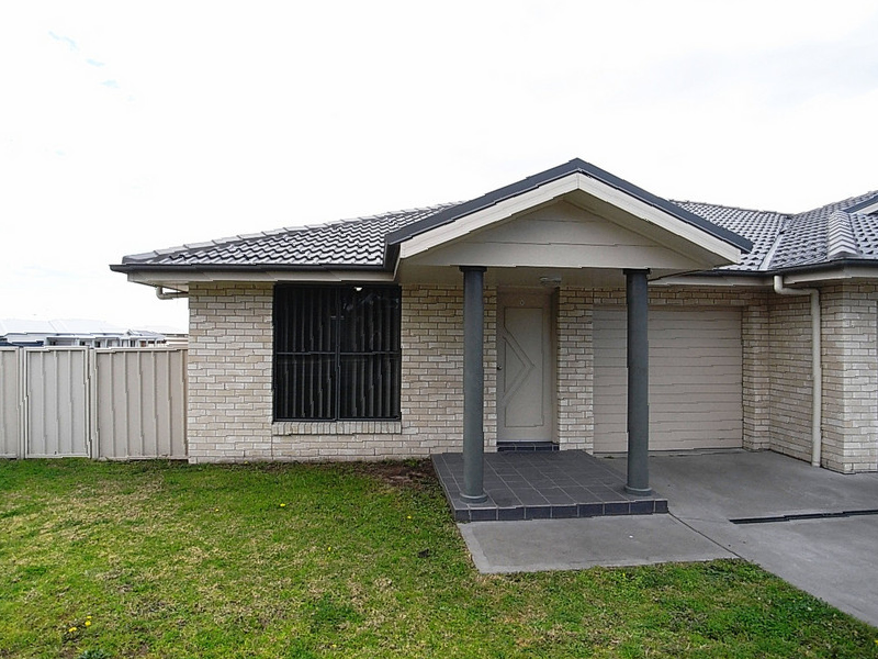 1/17 Skellatar Stock Rte, Muswellbrook, NSW 2333