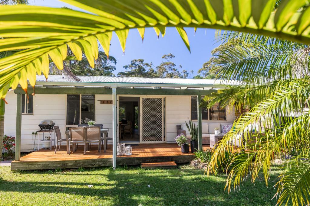 4 ARIES PL, NARRAWALLEE, NSW 2539