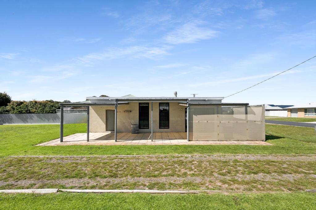 15 Thompson Rd, Robe, SA 5276