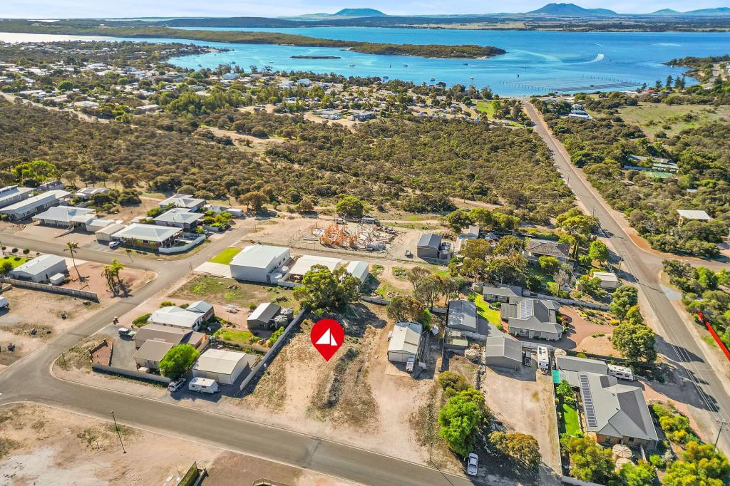 10 Victoria Ave, Coffin Bay, SA 5607