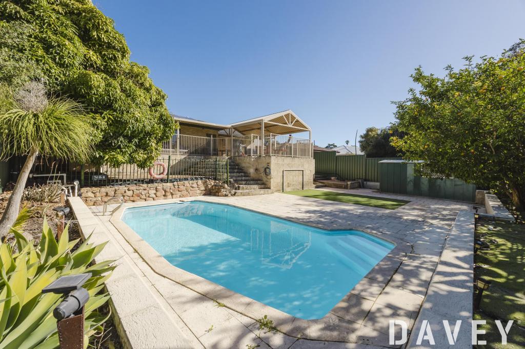 27 Dutton Cres, Hamersley, WA 6022