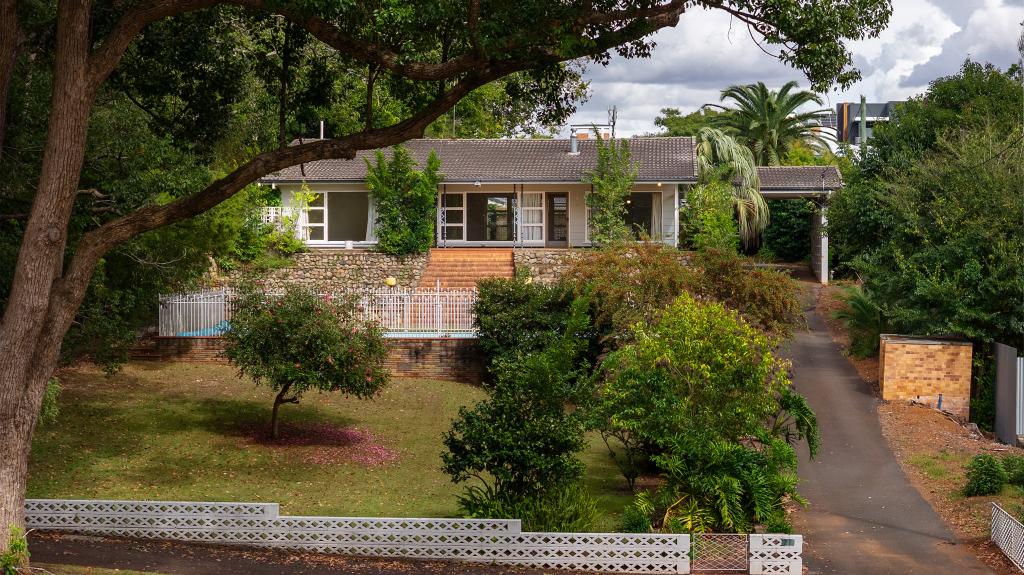 20 Margaret St, East Toowoomba, QLD 4350