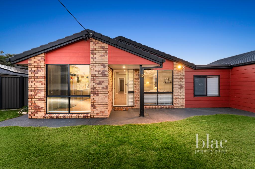 12 Augustins Cres, Petrie, QLD 4502