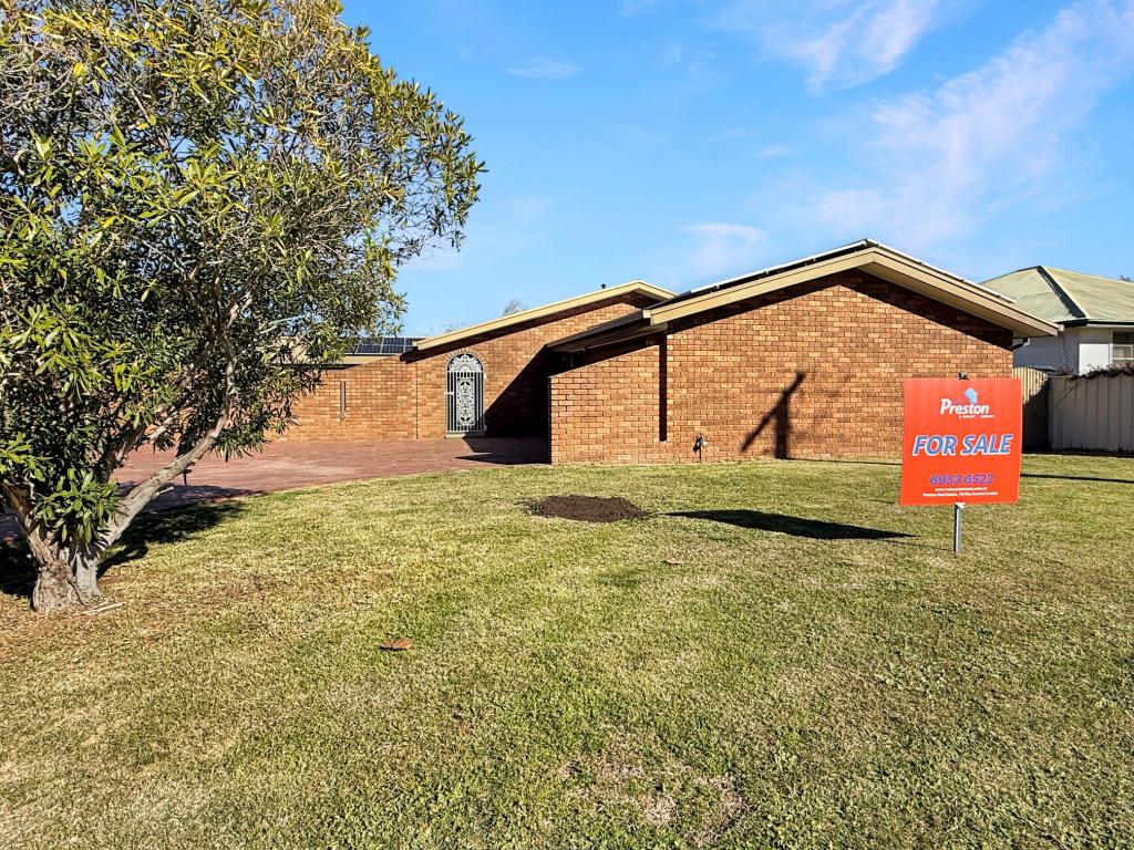 24 Riverine St, Narrandera, NSW 2700