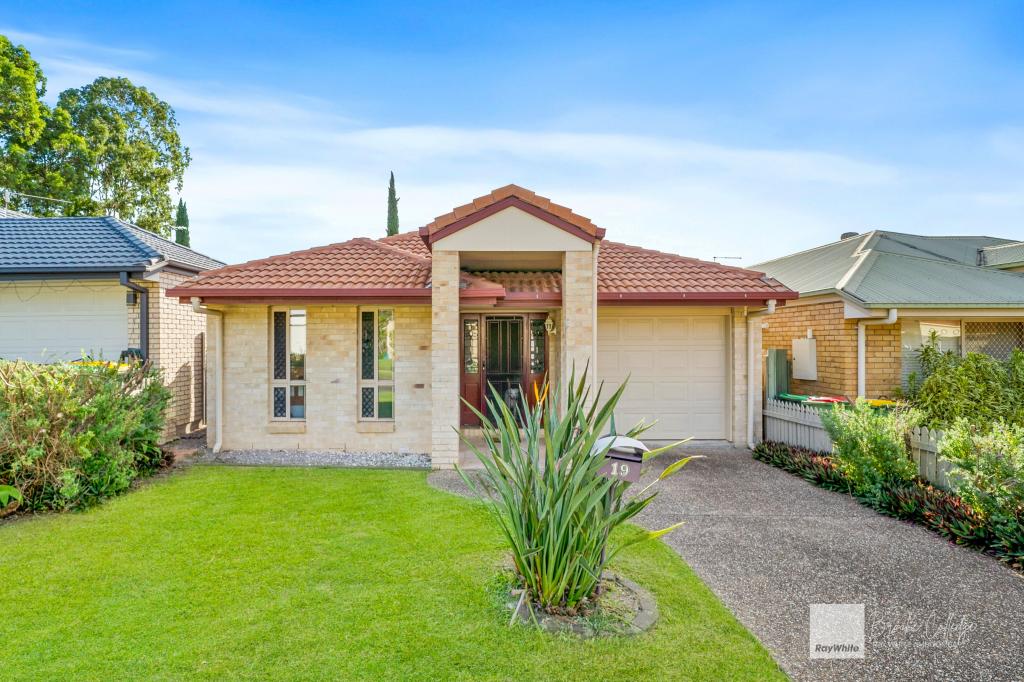 19 Coventina Cres, Springfield Lakes, QLD 4300