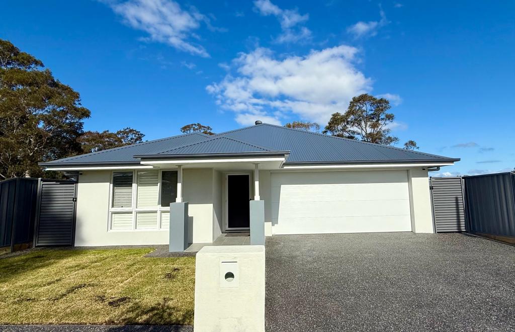 43 Corymbia Way, Badagarang, NSW 2540