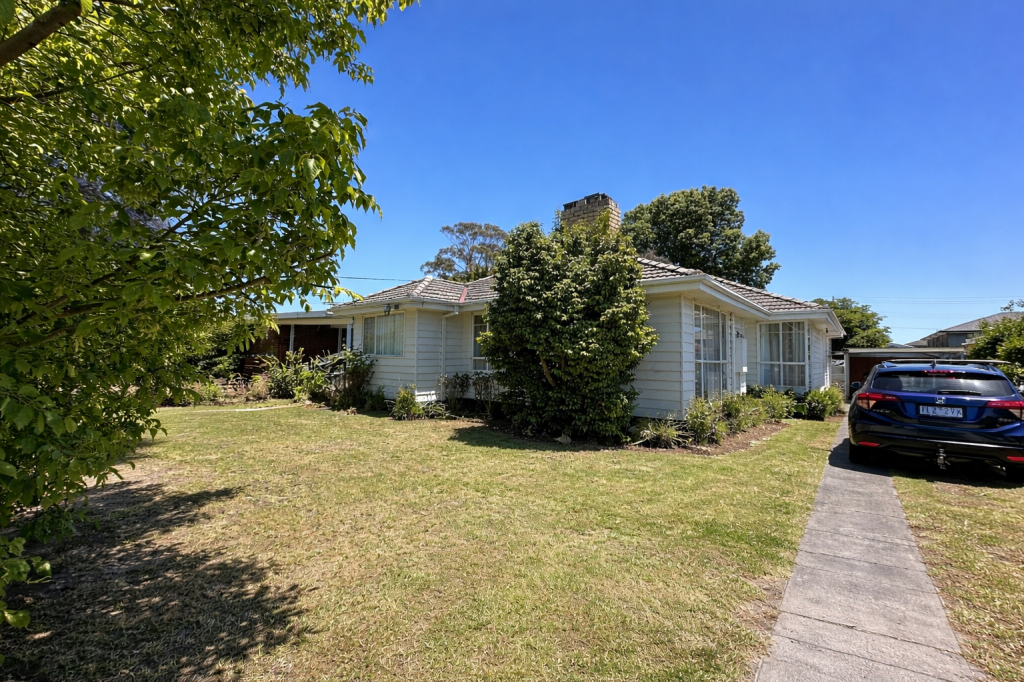 13 Myers Ave, Glen Waverley, VIC 3150