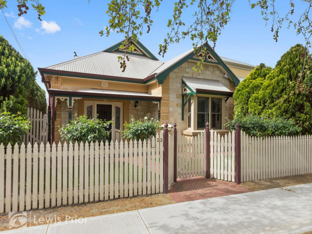 23 Torrens St, College Park, SA 5069