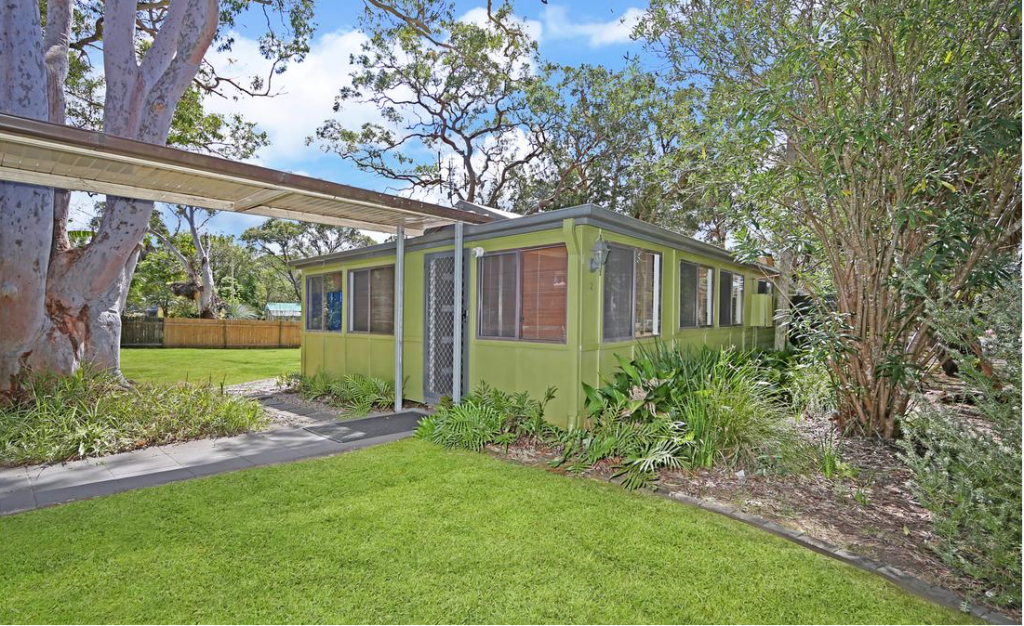 2 Matumba Rd, Buff Point, NSW 2262