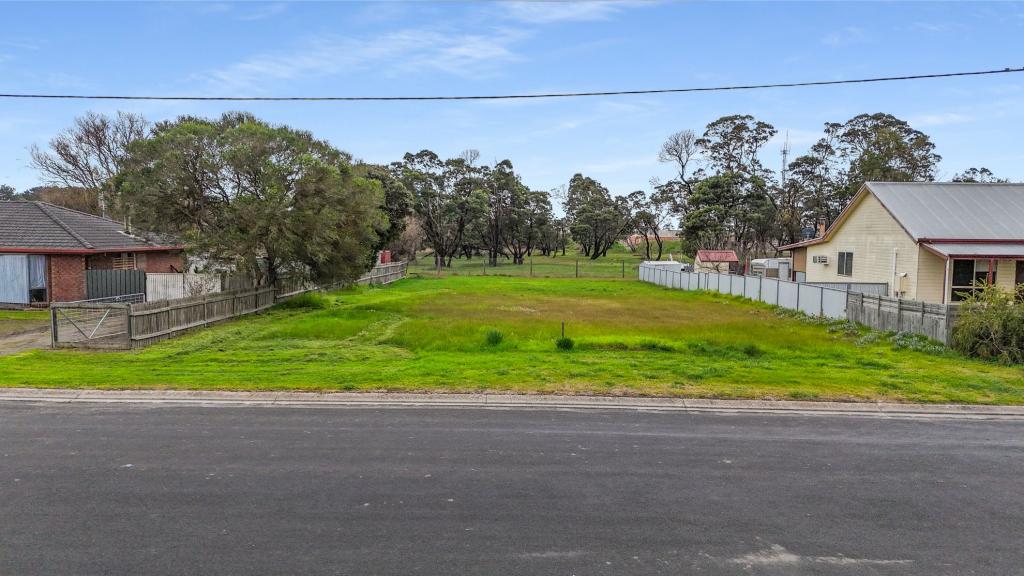 8 Arthur St, Tarpeena, SA 5277
