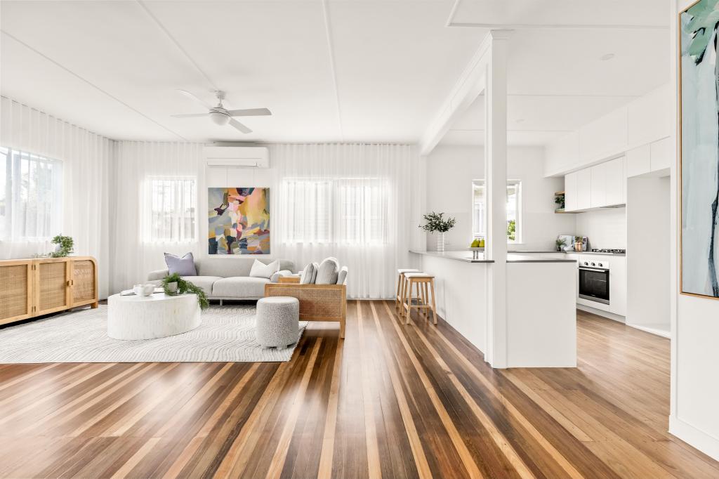 73 Mawson St, Stafford Heights, QLD 4053