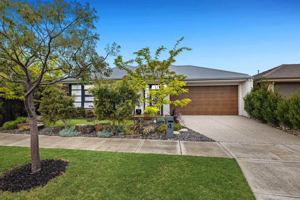 4 Grassy St, Werribee, VIC 3030