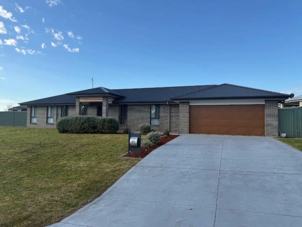 85 Colville St, Windradyne, NSW 2795