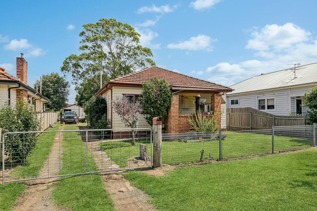 35 Mount View Rd, Cessnock, NSW 2325