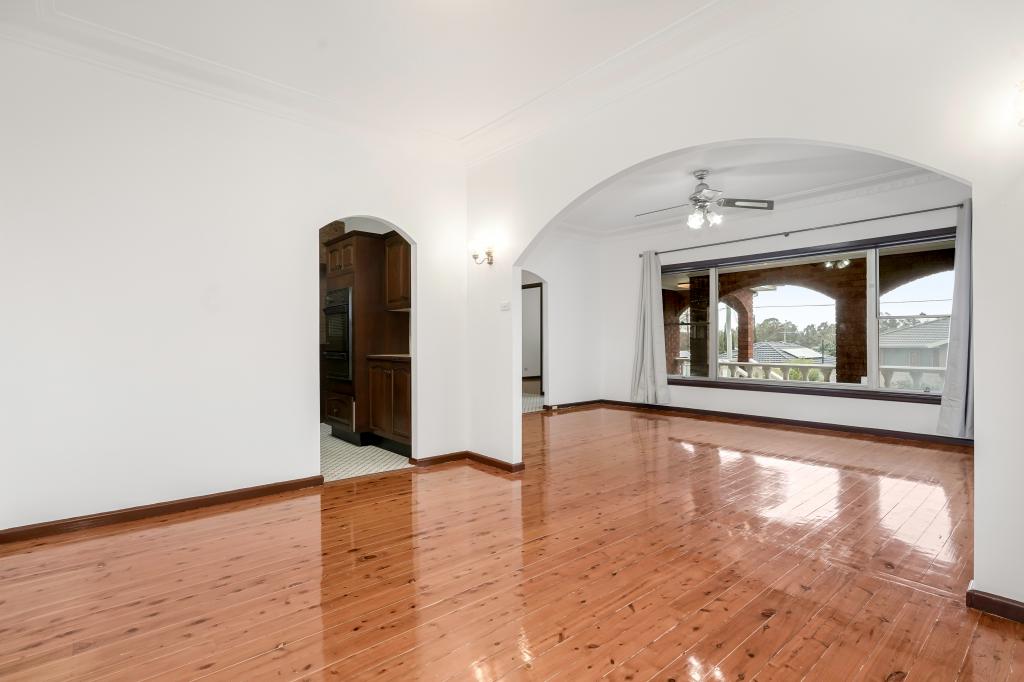 33 Frederick St, Pendle Hill, NSW 2145