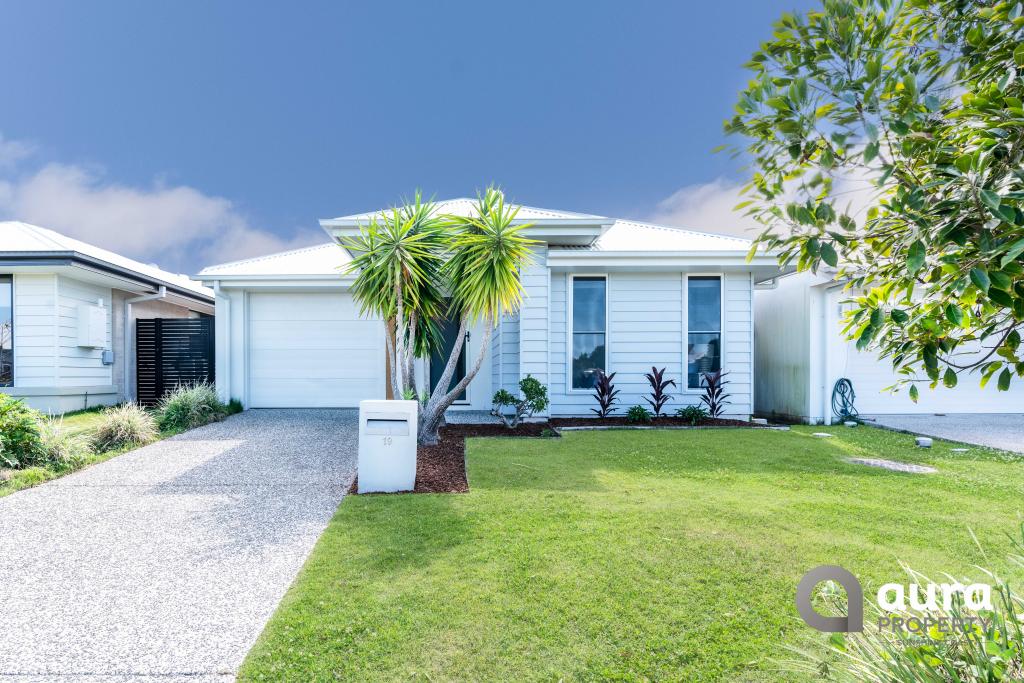 19 Adelaide Cct, Baringa, QLD 4551