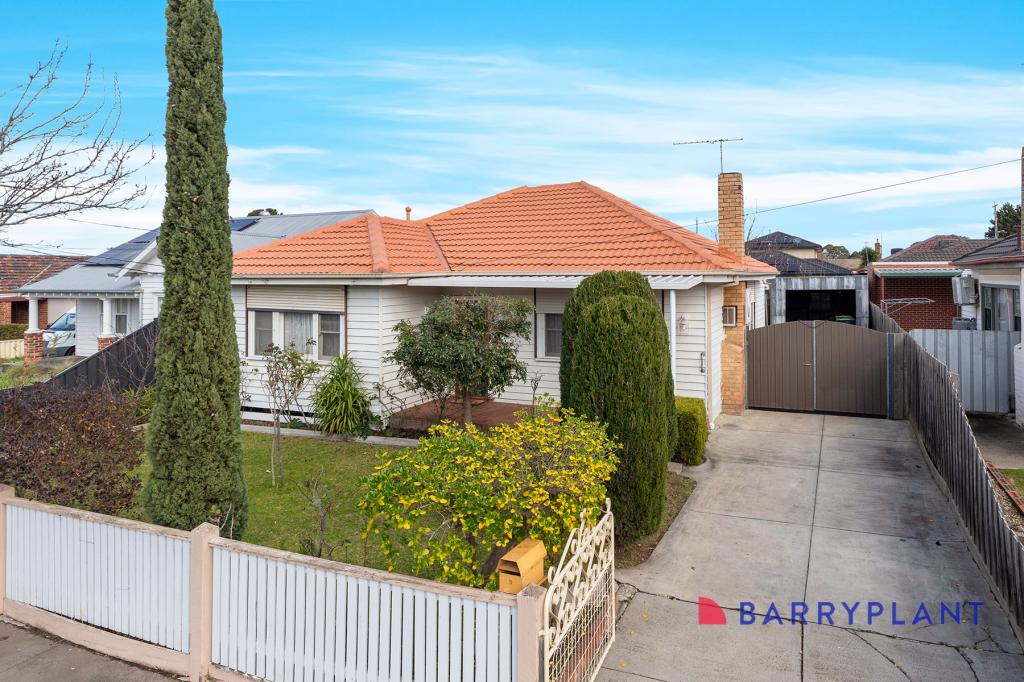 9 Palm Ave, Reservoir, VIC 3073