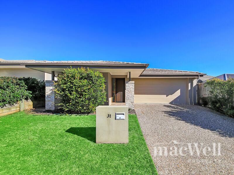 31 SCHOONER CCT, MANLY WEST, QLD 4179