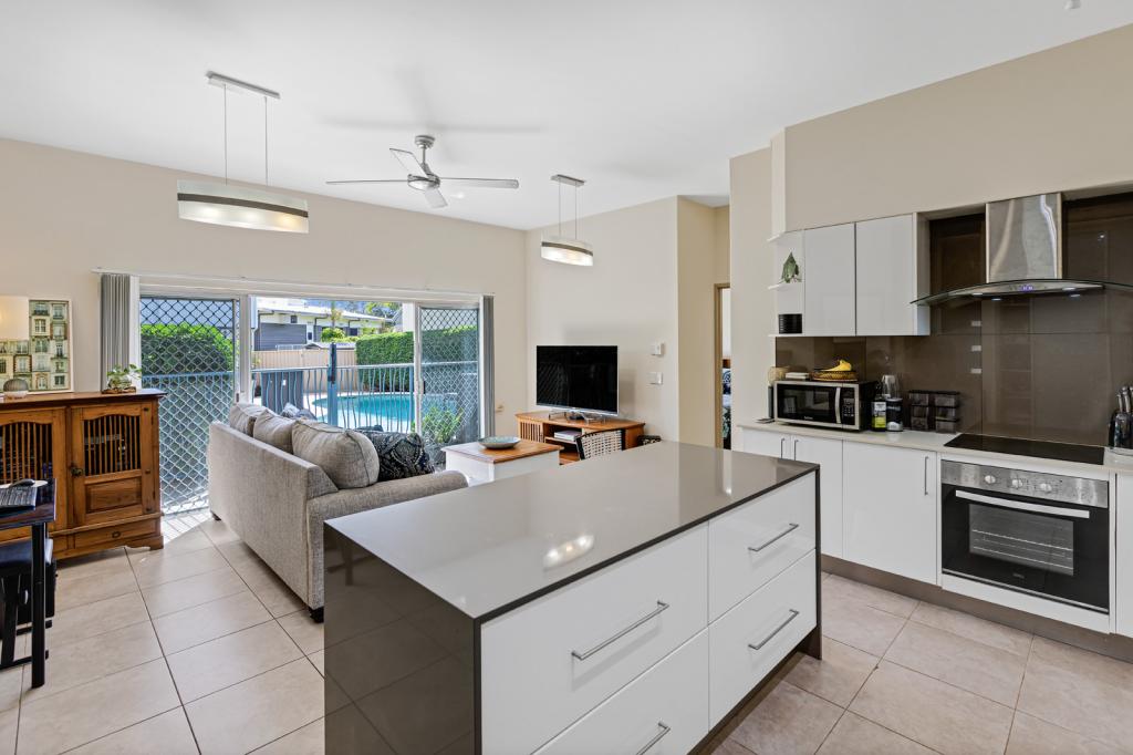 1/6 Kooringa Ct, Maroochydore, QLD 4558