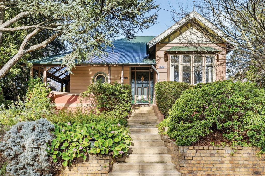 252 Bathurst Rd, Katoomba, NSW 2780