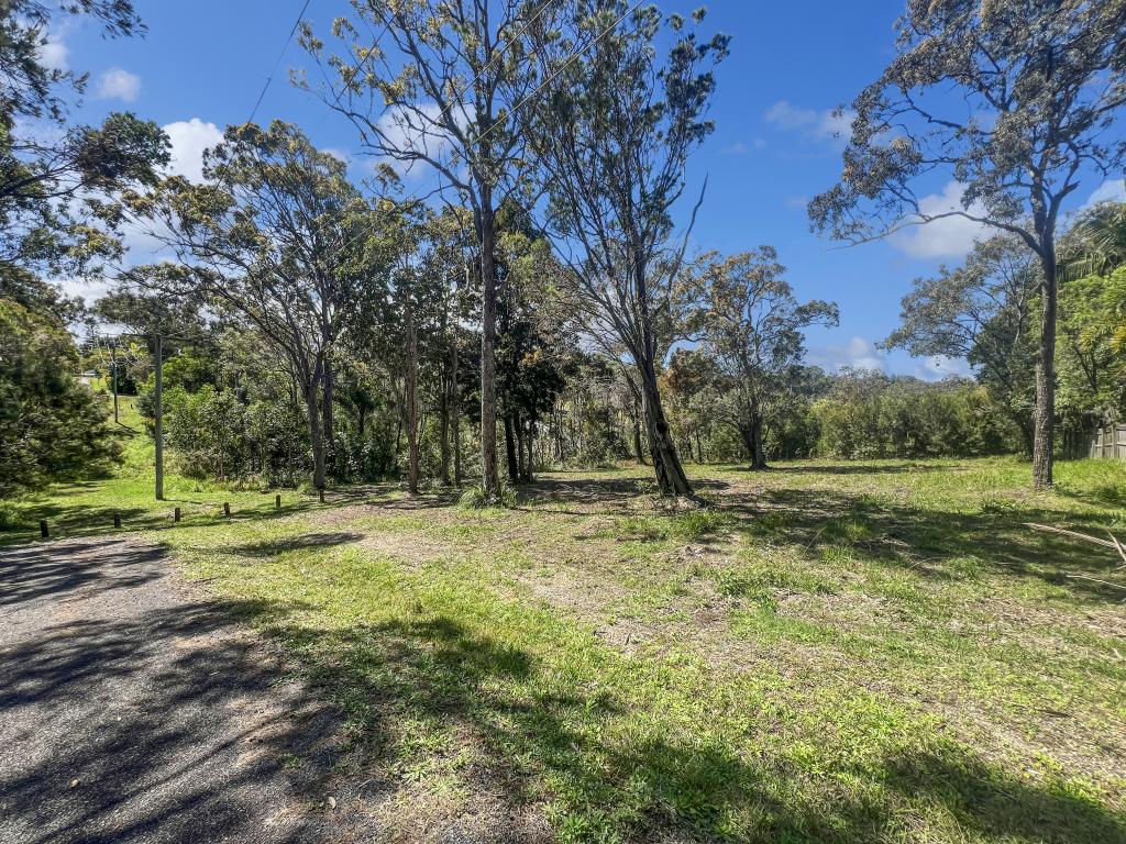 21 Cluan St, Macleay Island, QLD 4184
