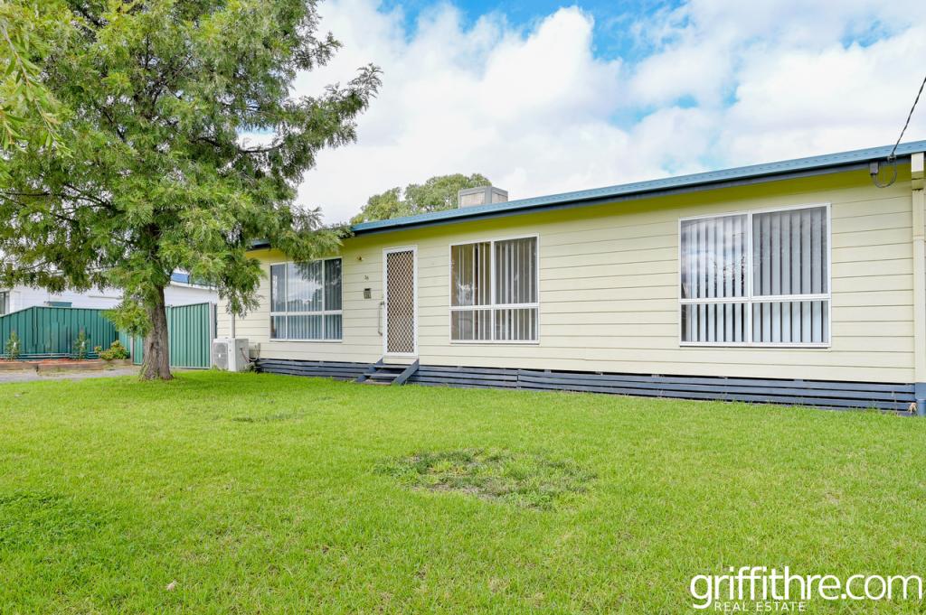 36 Campbell St, Darlington Point, NSW 2706