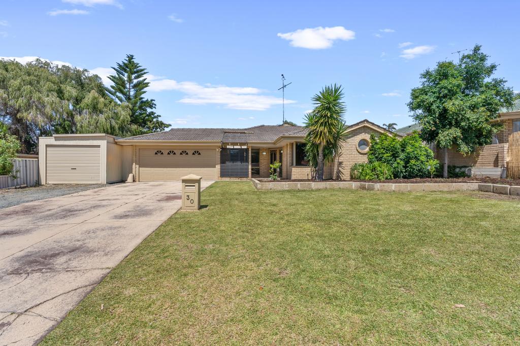 30 Yorrell Pl, Halls Head, WA 6210