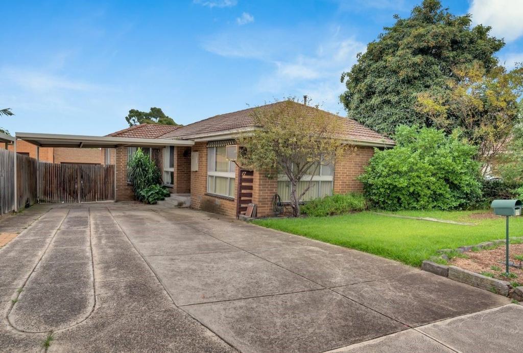 17 Peppercorn Pde, Epping, VIC 3076
