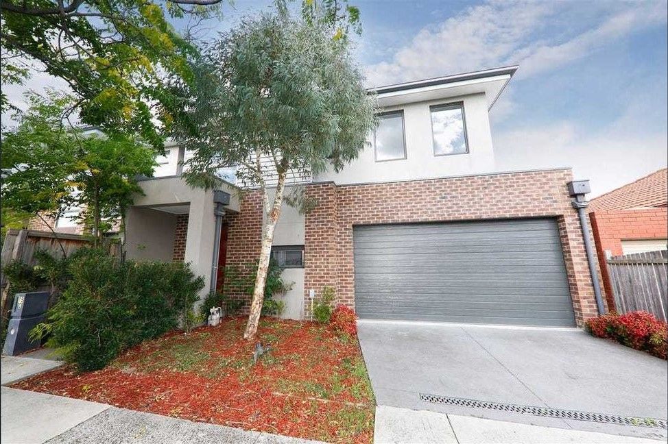75c Madeleine Rd, Clayton, VIC 3168