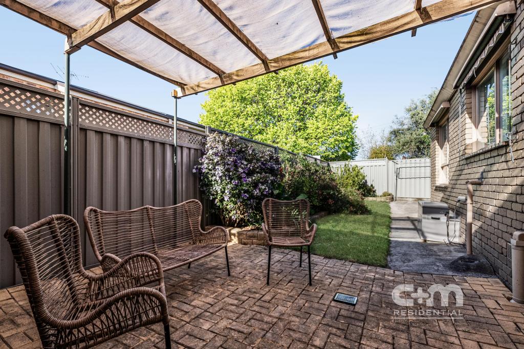 3/4 Lex Gr, Oak Park, VIC 3046