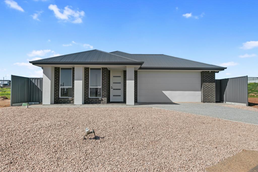 80 Liberator Way, Wallaroo, SA 5556