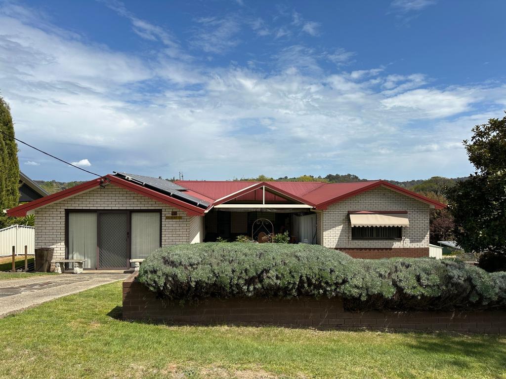 95 Gilbert St, Tumbarumba, NSW 2653